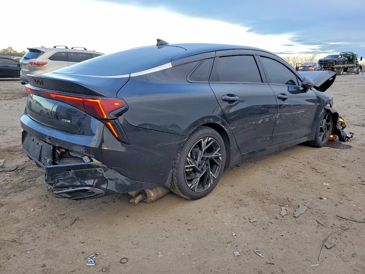 2025 KIA K5