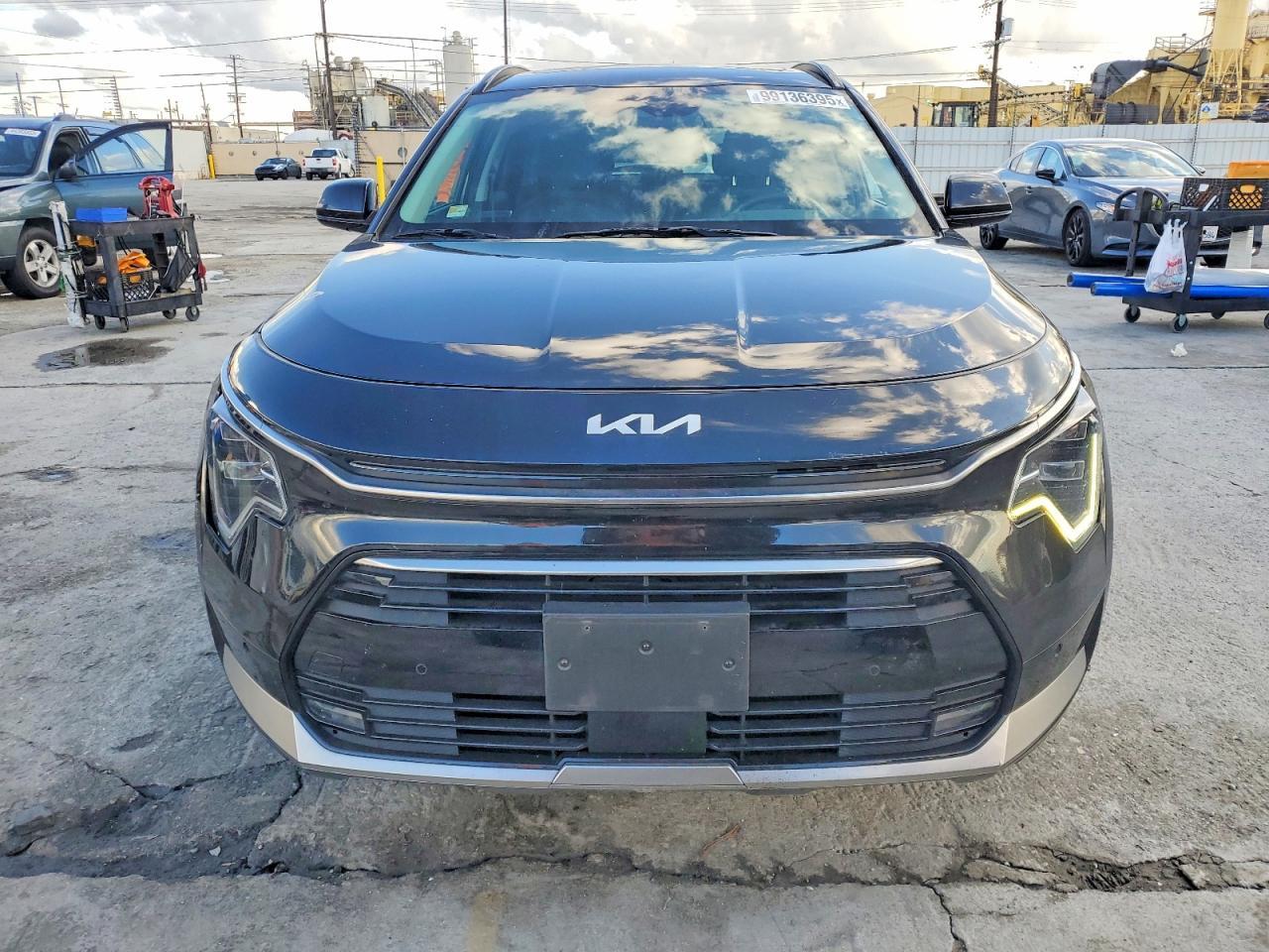 2023 KIA Niro