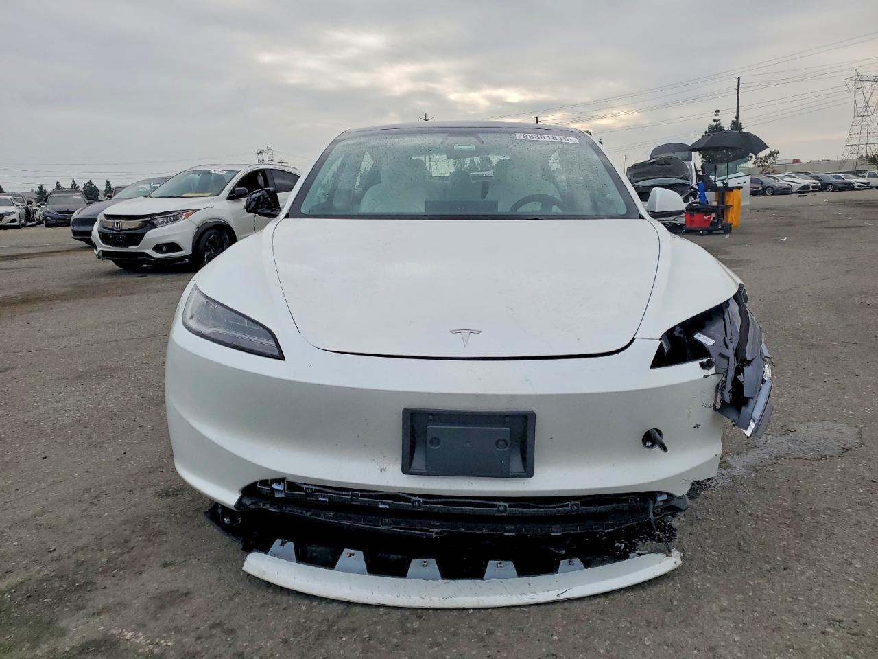 2025 TESLA MODEL 3