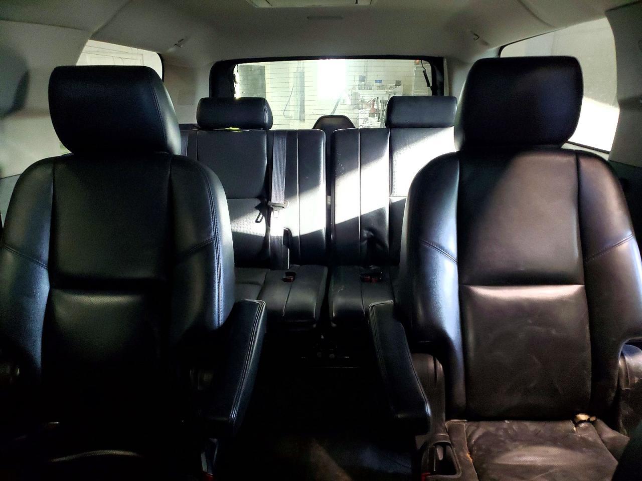 2012 CHEVROLET Suburban