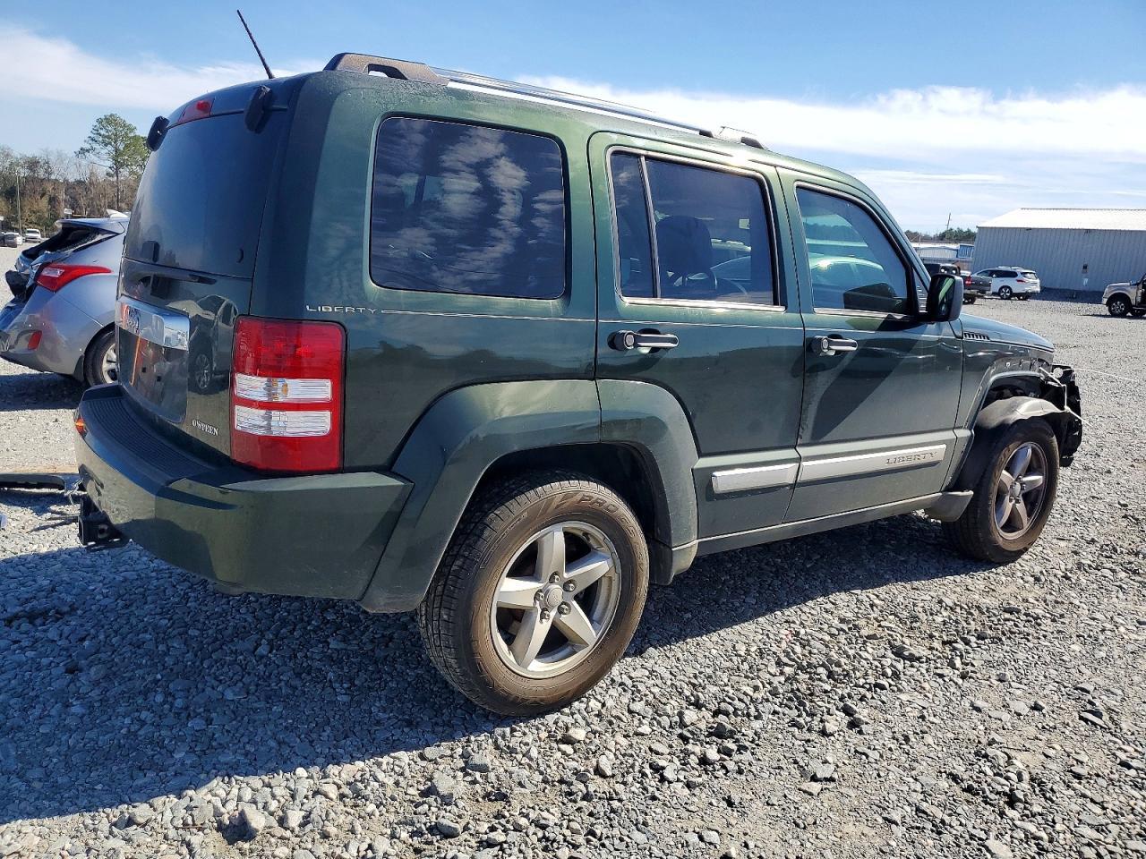 2011 JEEP Liberty
