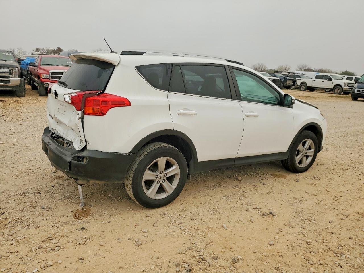 2014 TOYOTA RAV4