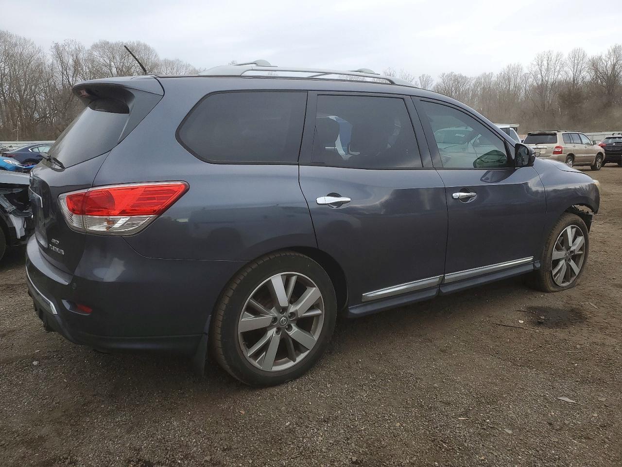 2014 NISSAN PATHFINDER