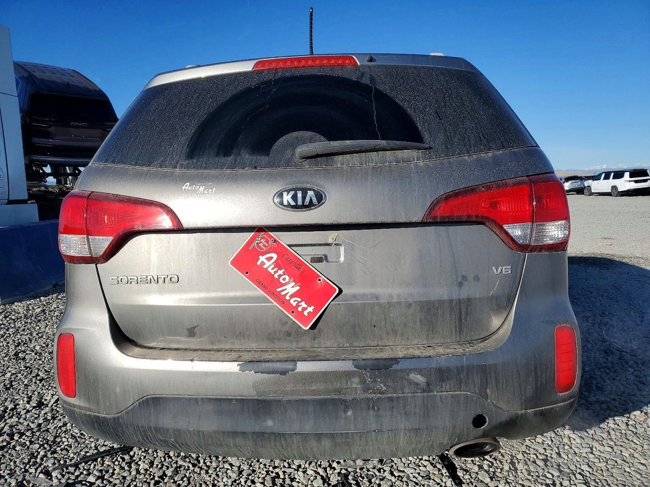 2015 KIA SORENTO