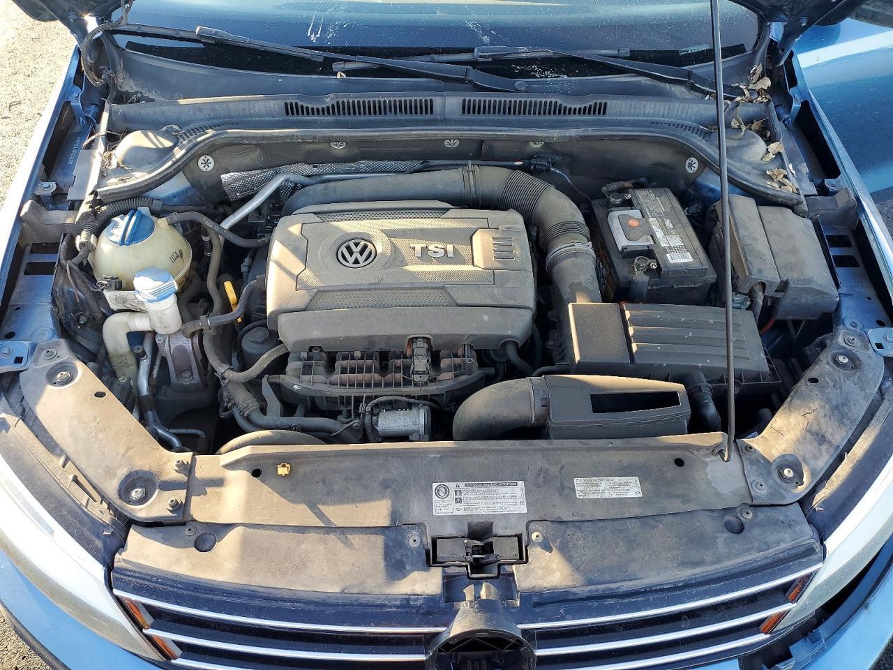 2015 VOLKSWAGEN JETTA