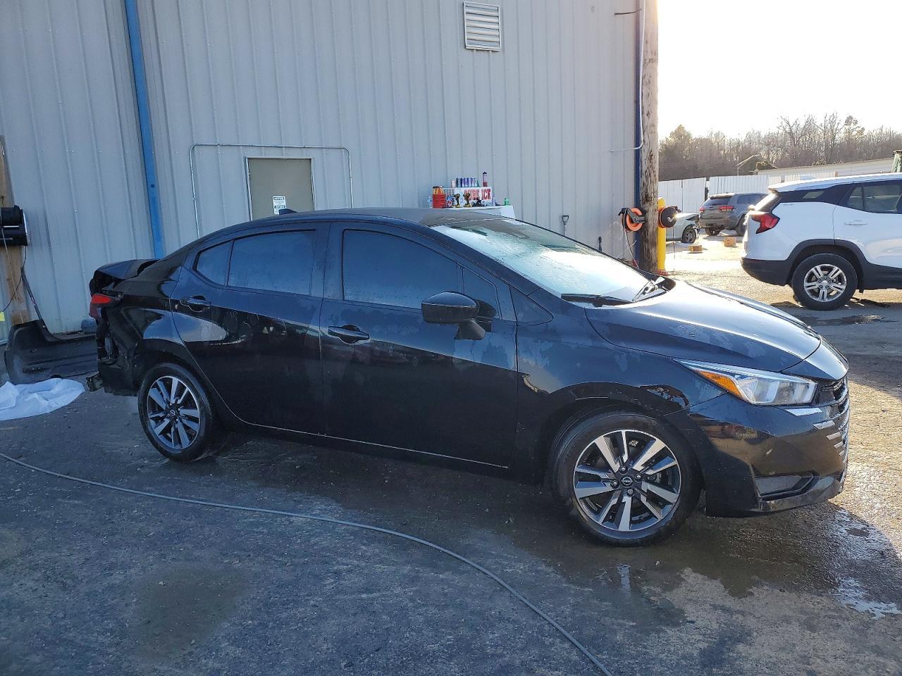 2024 NISSAN VERSA