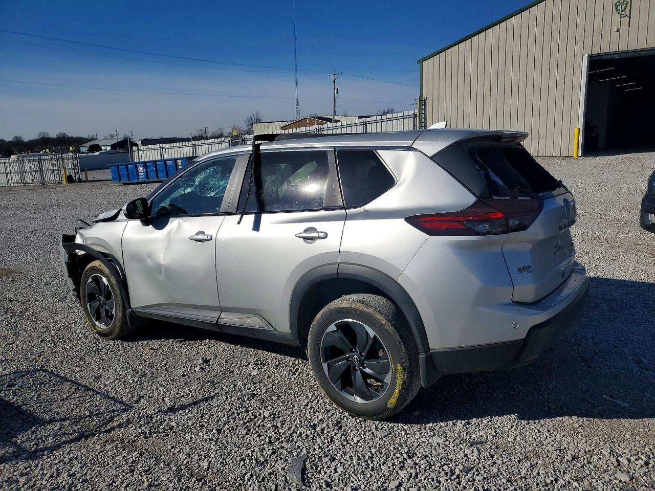 2025 NISSAN ROGUE