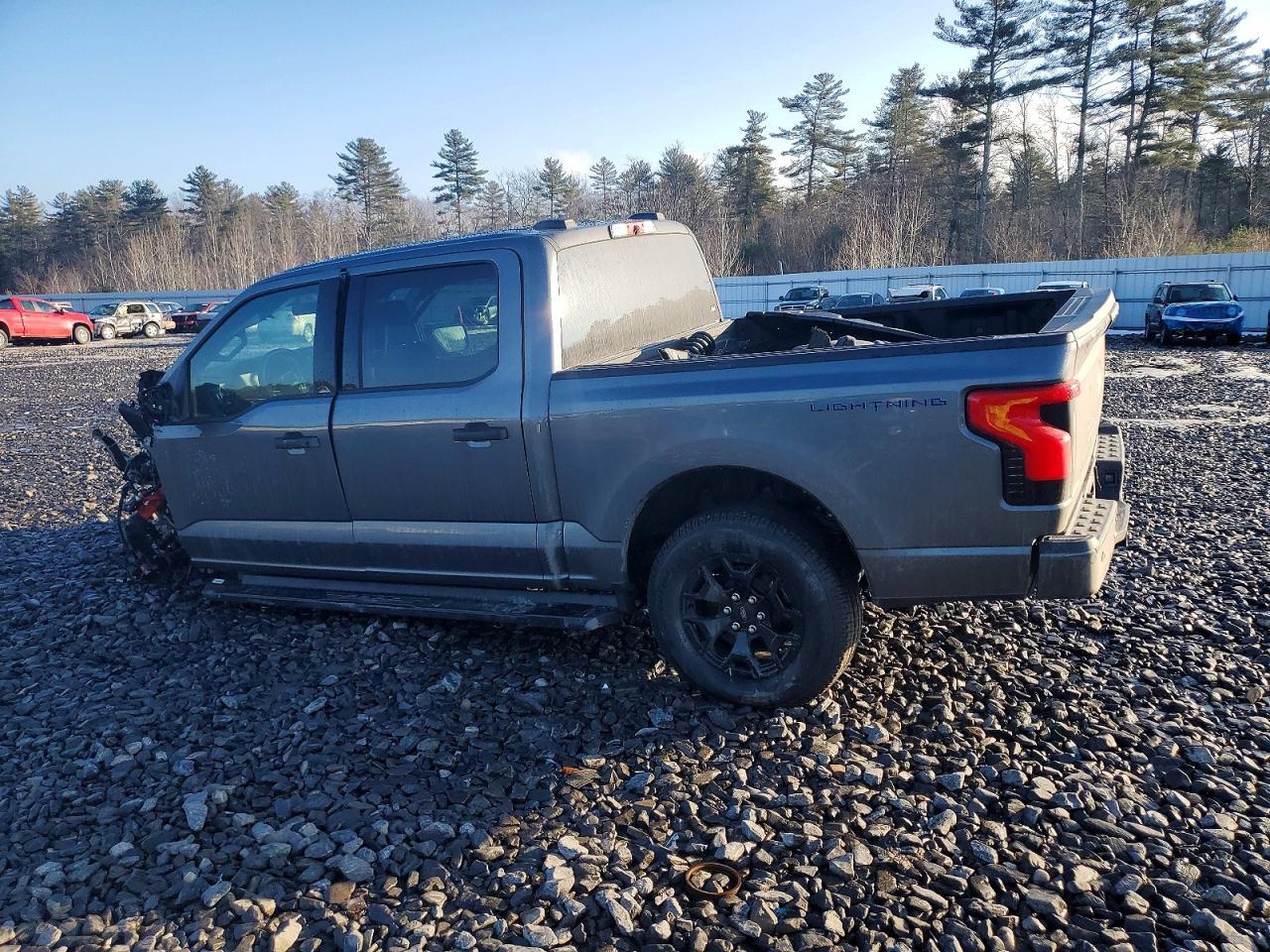 2025 FORD F-150 Lightning