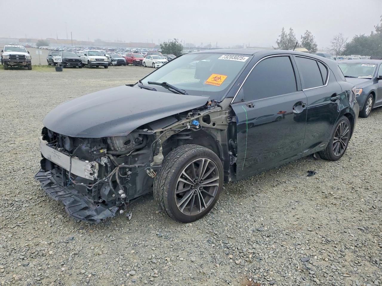 2013 LEXUS CT 200
