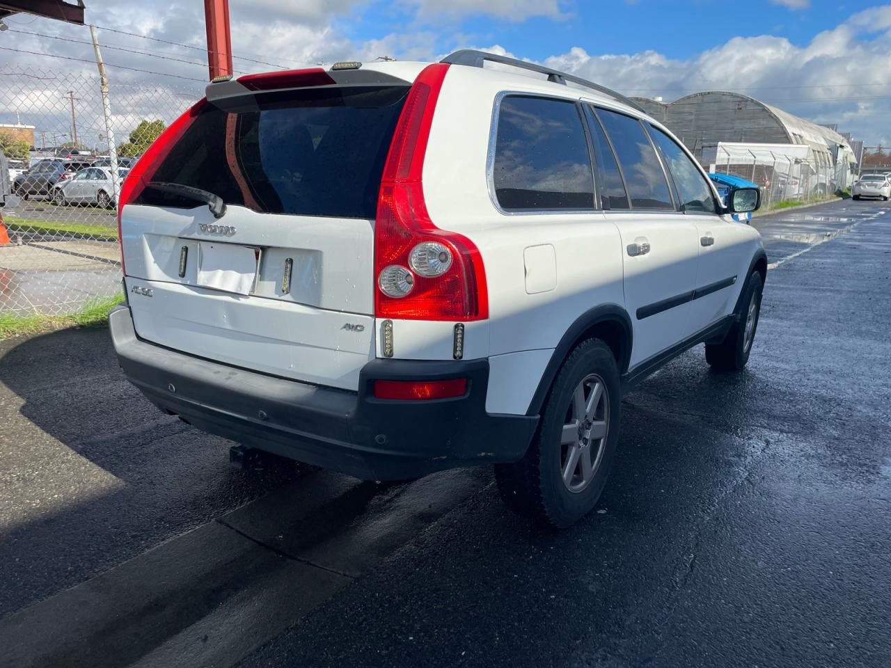 2005 VOLVO XC90