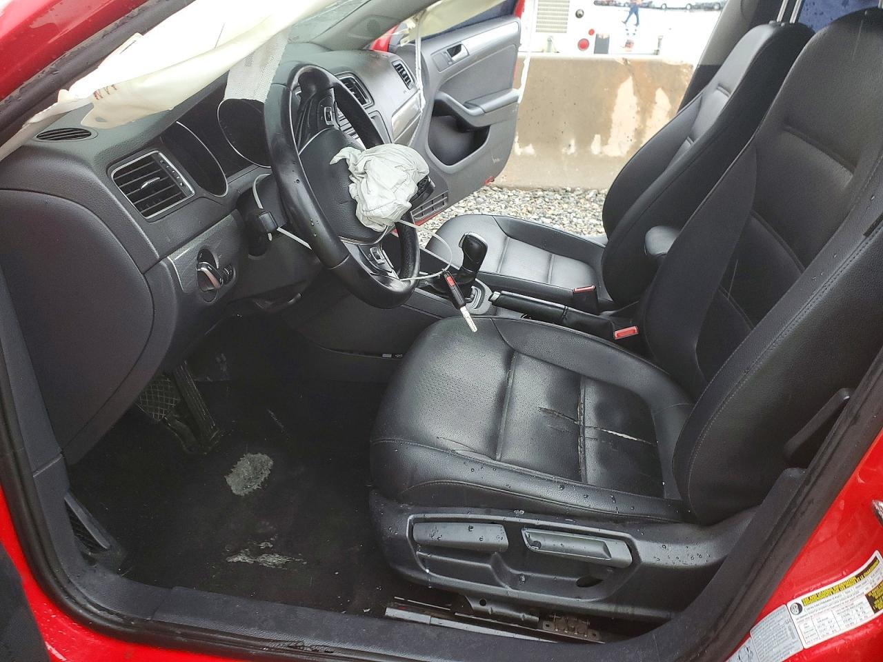 2015 VOLKSWAGEN JETTA