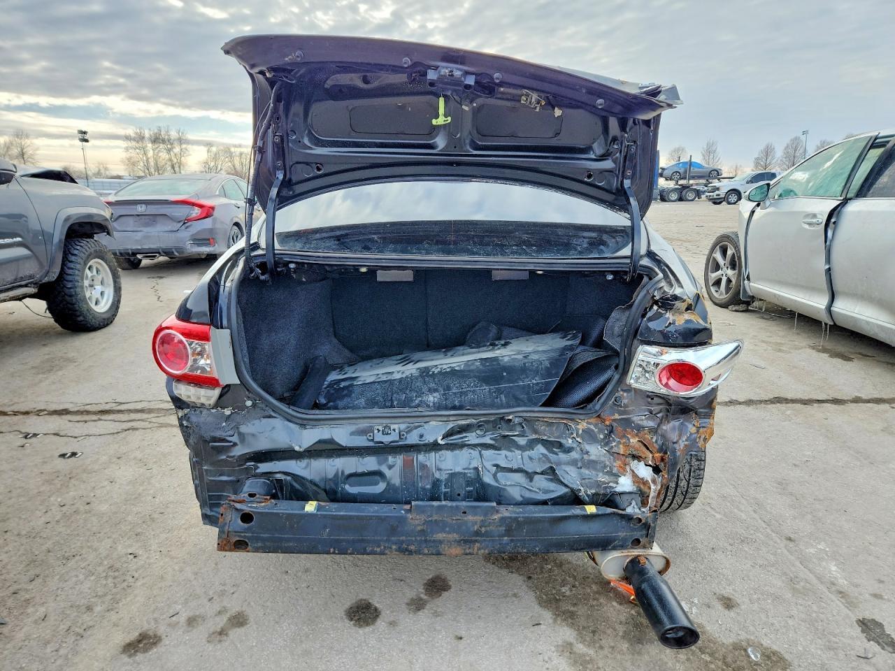 2012 TOYOTA COROLLA