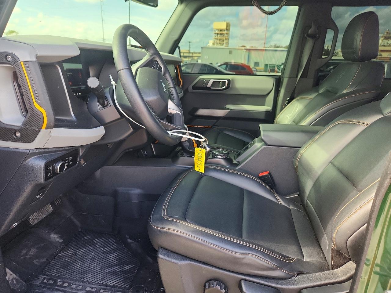 2023 FORD Bronco