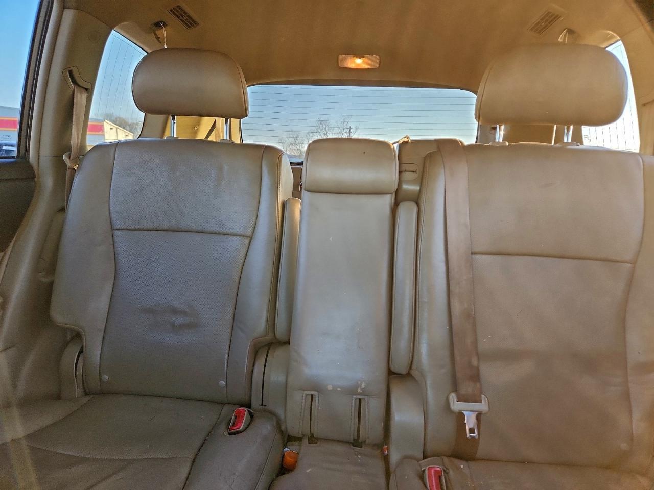 2011 TOYOTA HIGHLANDER