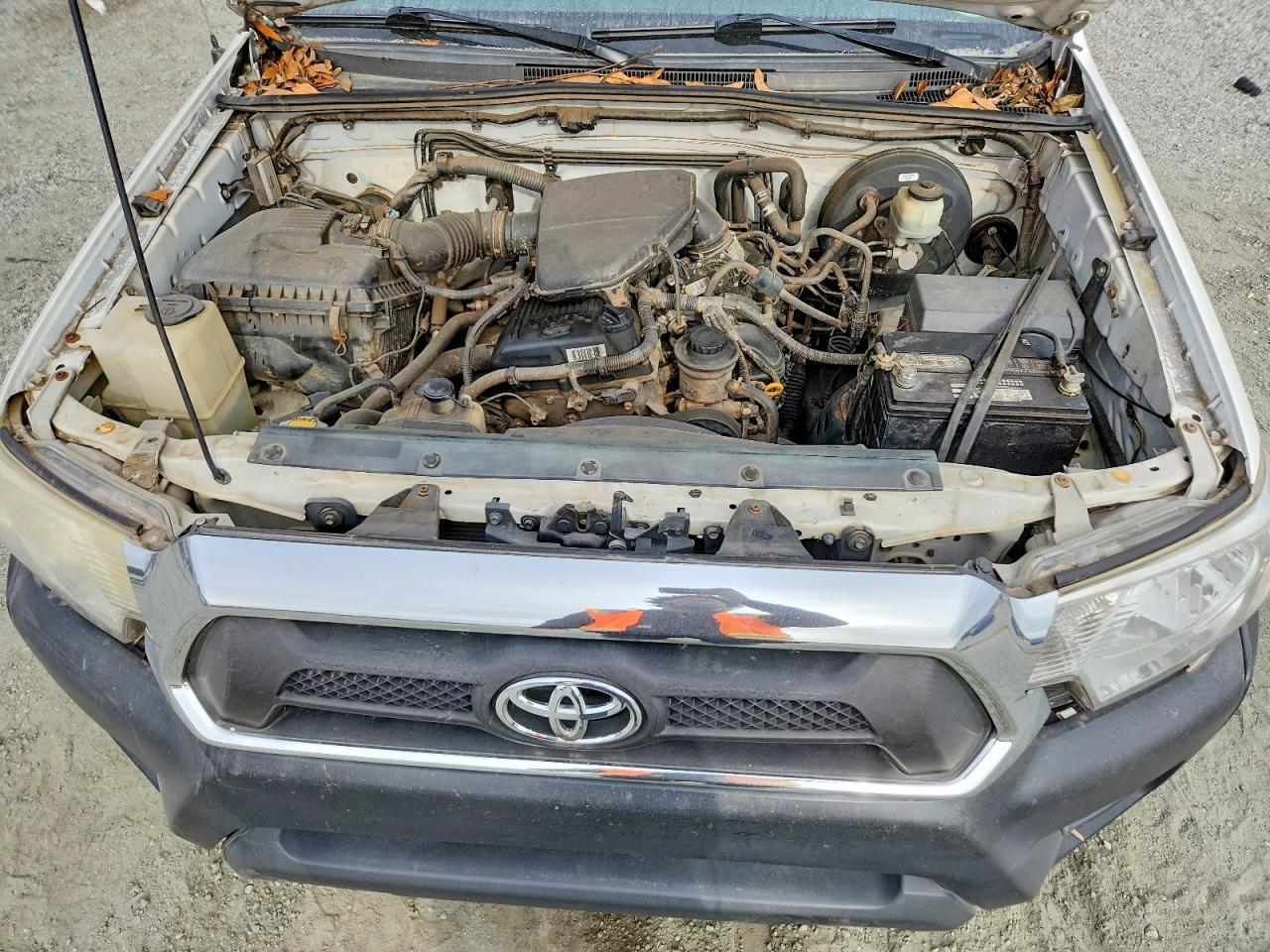 2012 TOYOTA TACOMA