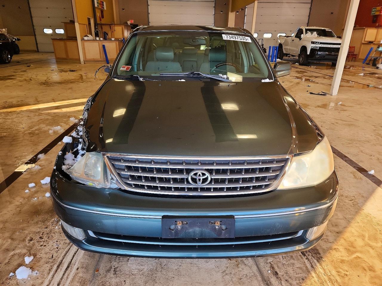 2004 TOYOTA Avalon