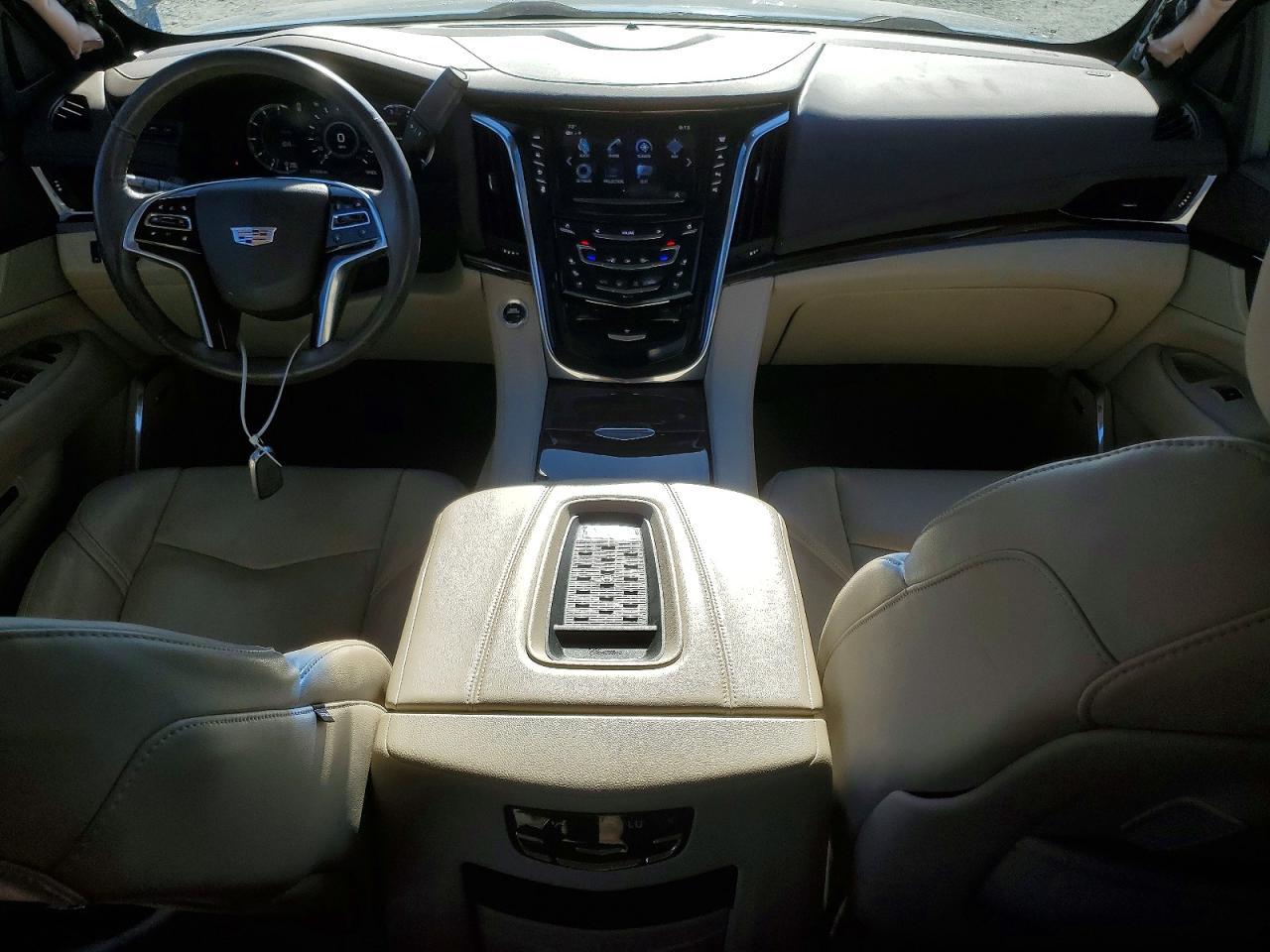 2017 CADILLAC ESCALADE