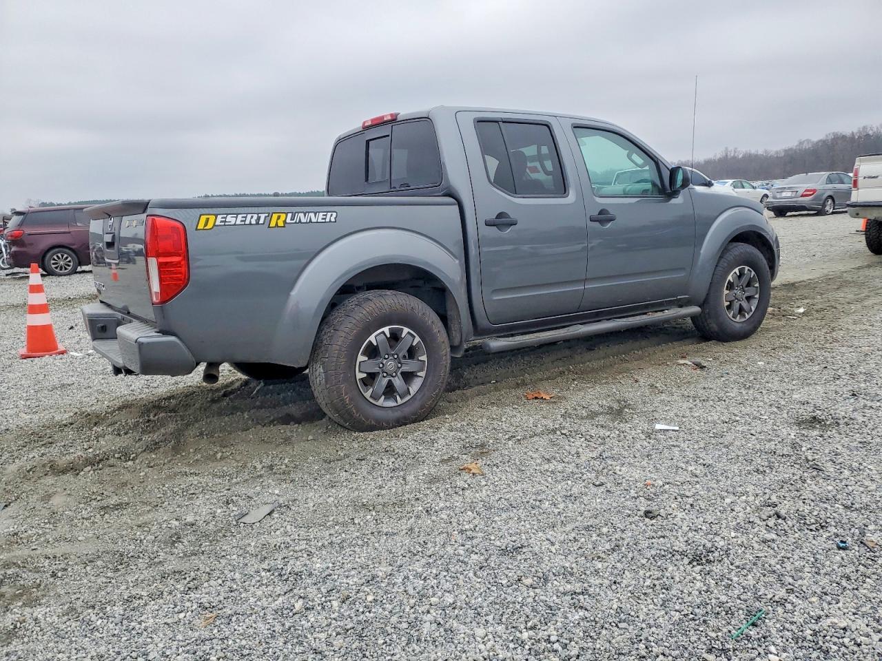 2016 NISSAN Frontier