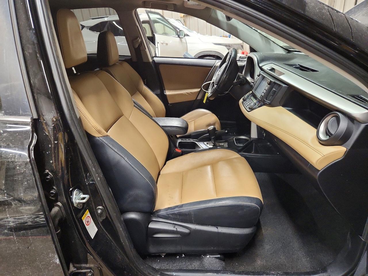 2016 TOYOTA RAV4
