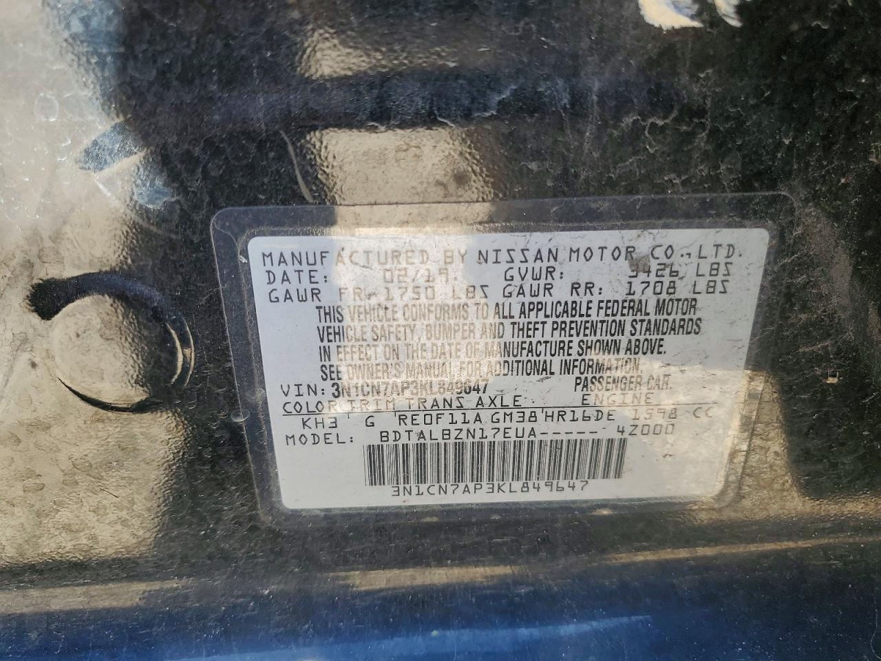 2019 NISSAN VERSA
