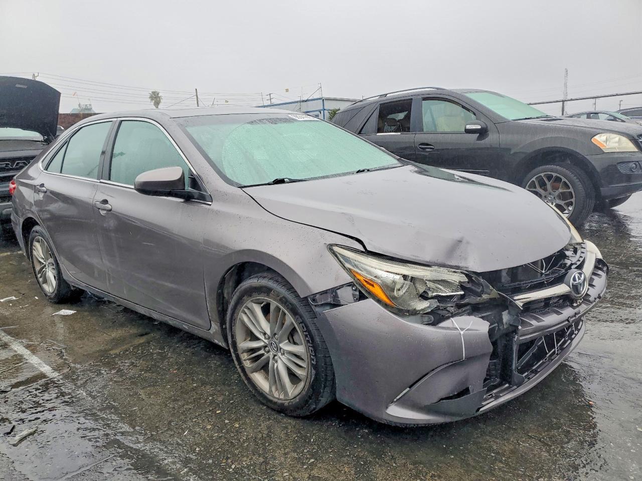 2015 TOYOTA CAMRY