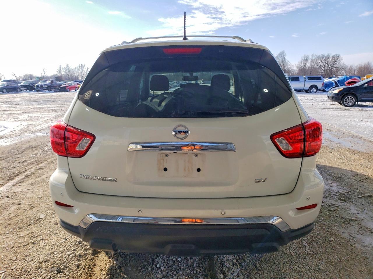 2017 NISSAN PATHFINDER