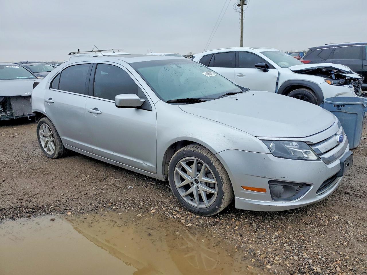 2011 FORD FUSION