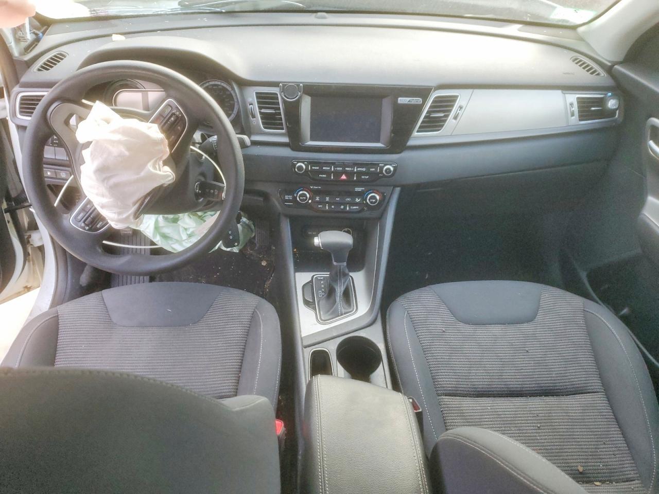 2017 KIA Niro