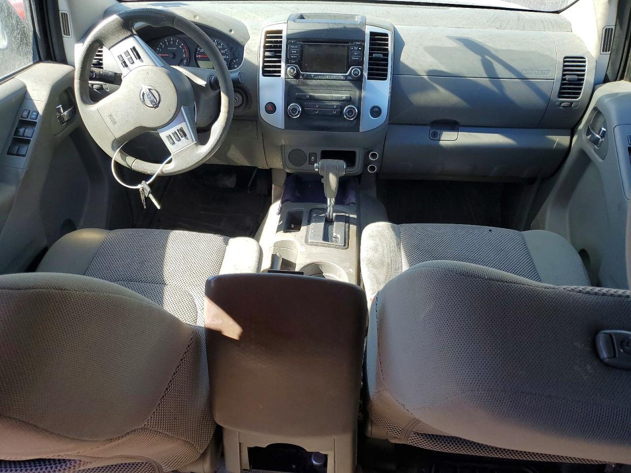 2016 NISSAN Frontier