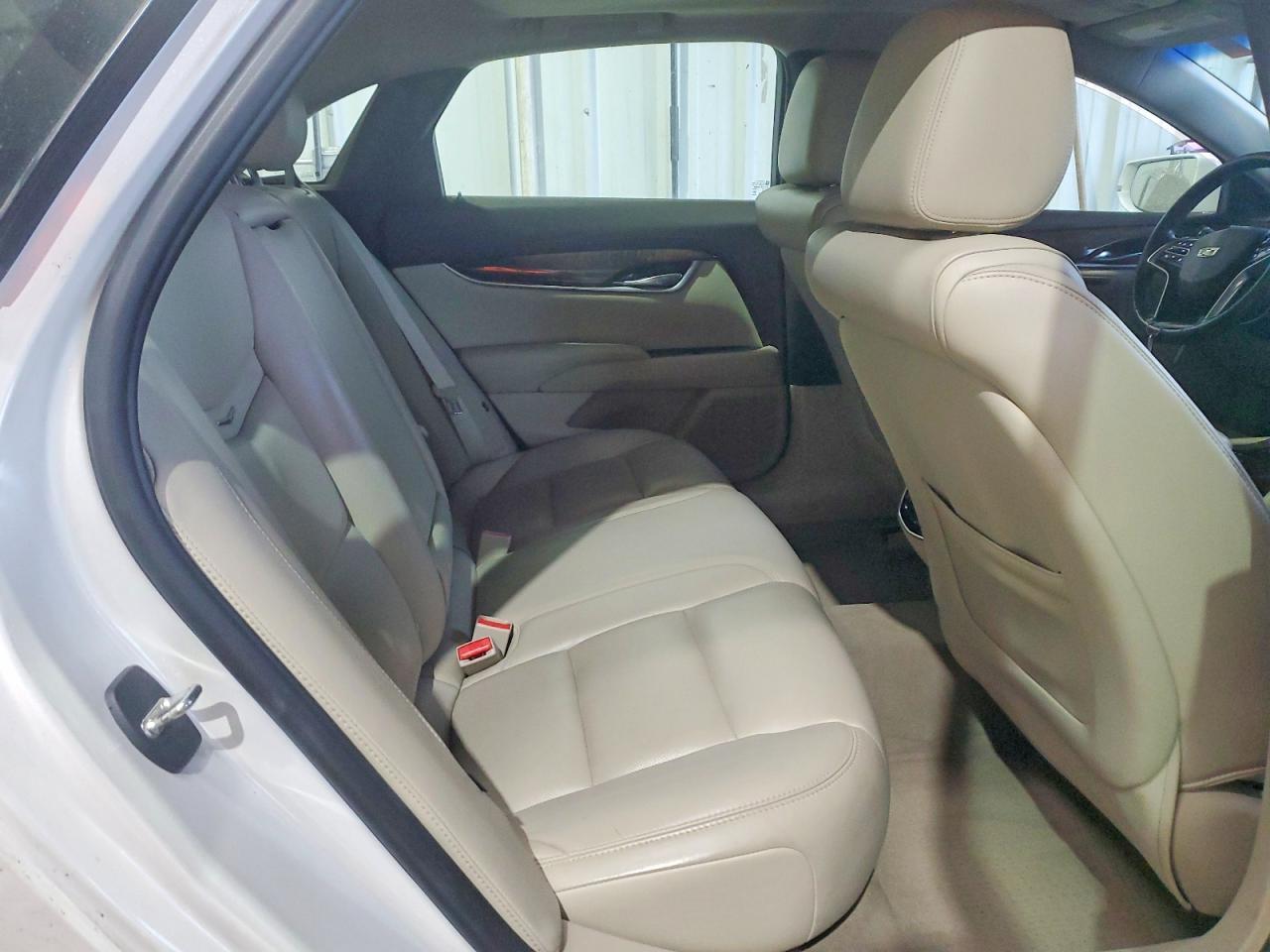 2016 CADILLAC XTS