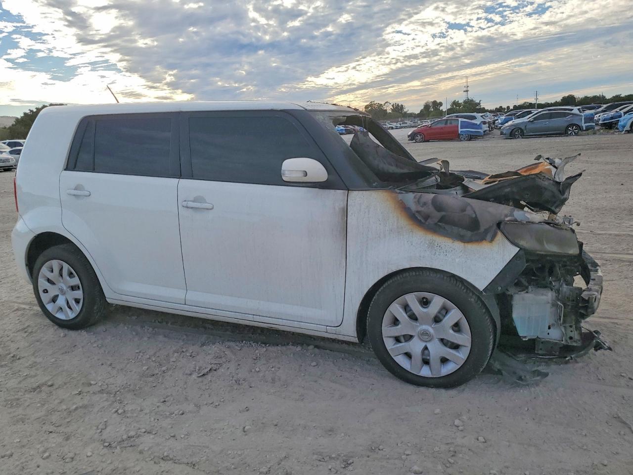 2008 TOYOTA SCION