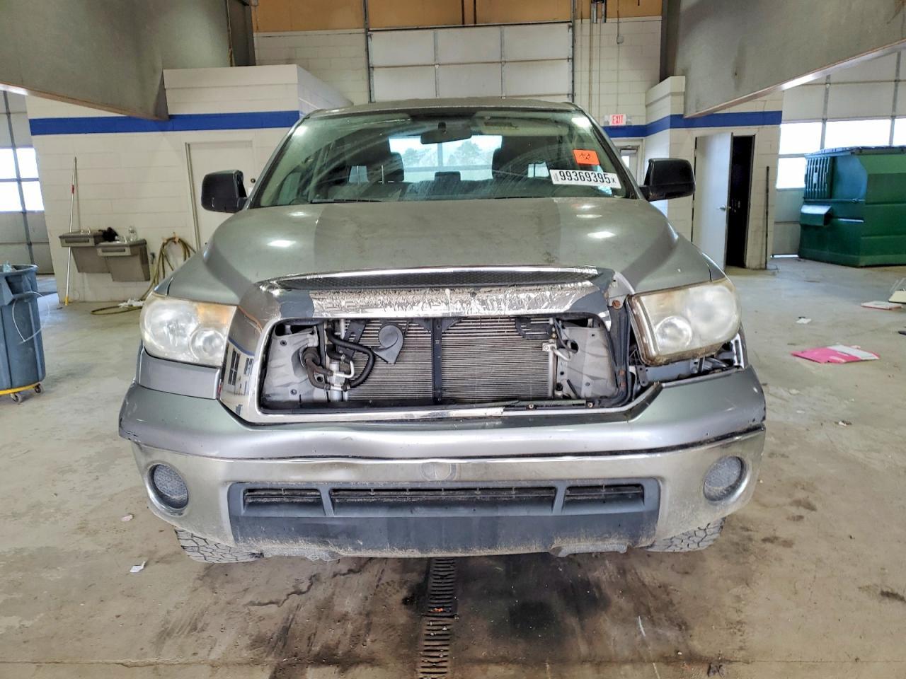 2013 TOYOTA TUNDRA