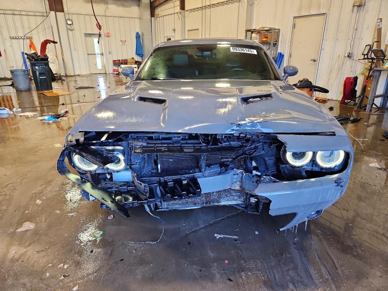 2017 DODGE Challenger