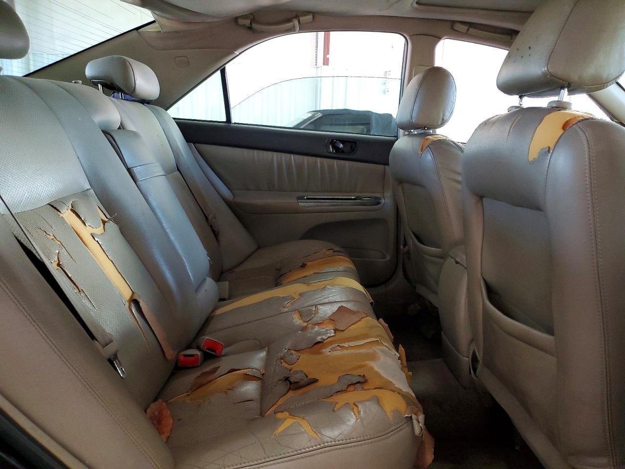 2002 TOYOTA CAMRY