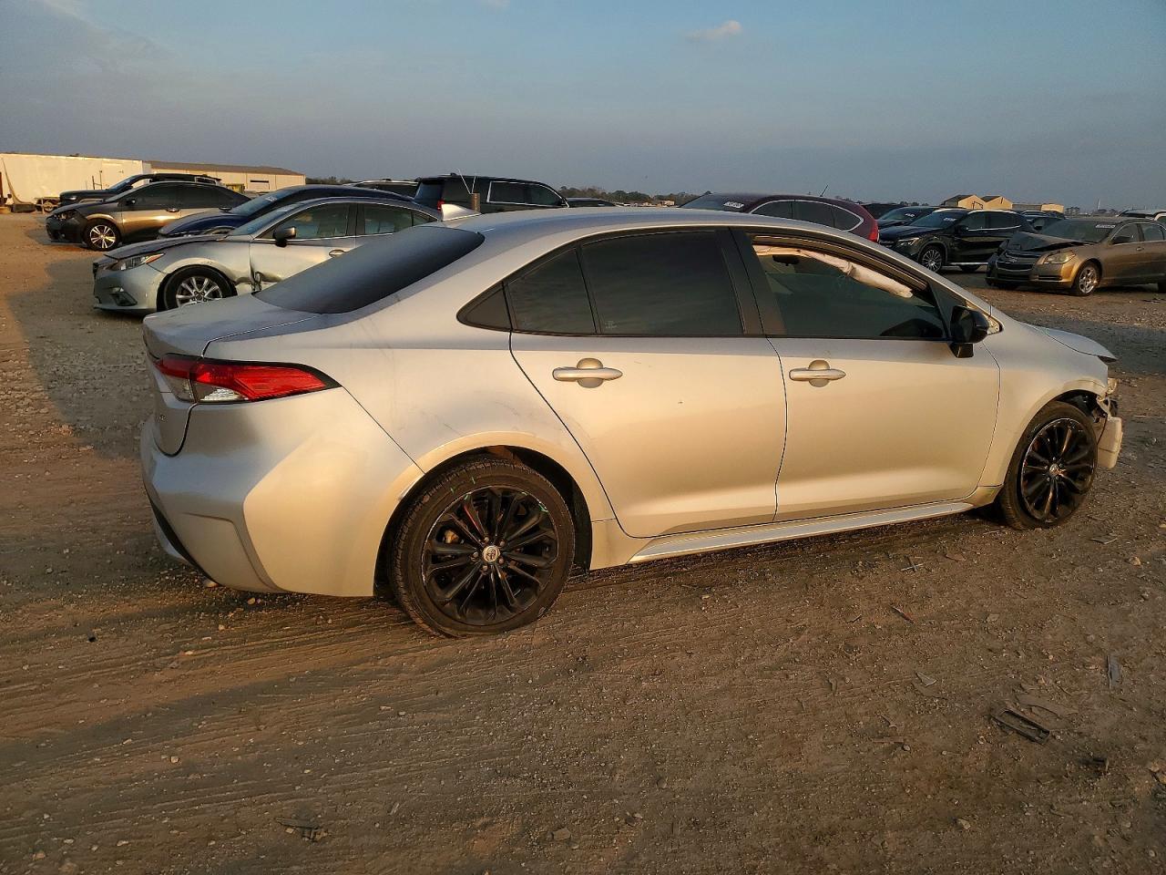 2022 TOYOTA COROLLA