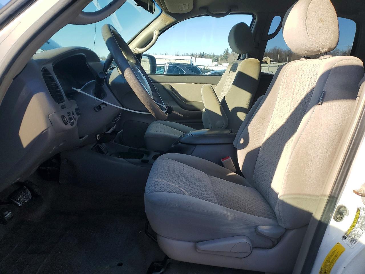 2005 TOYOTA TUNDRA
