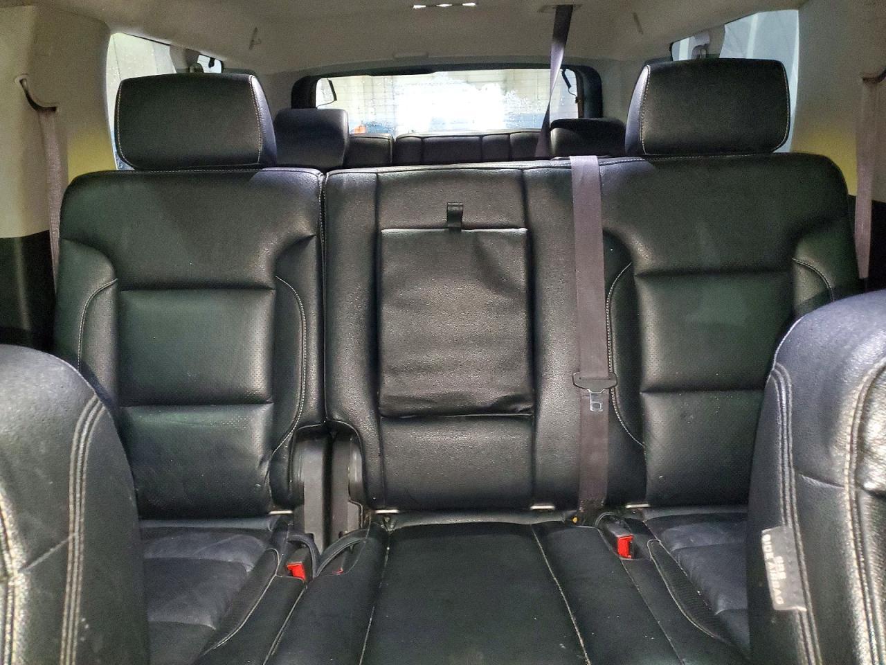 2017 CHEVROLET Suburban