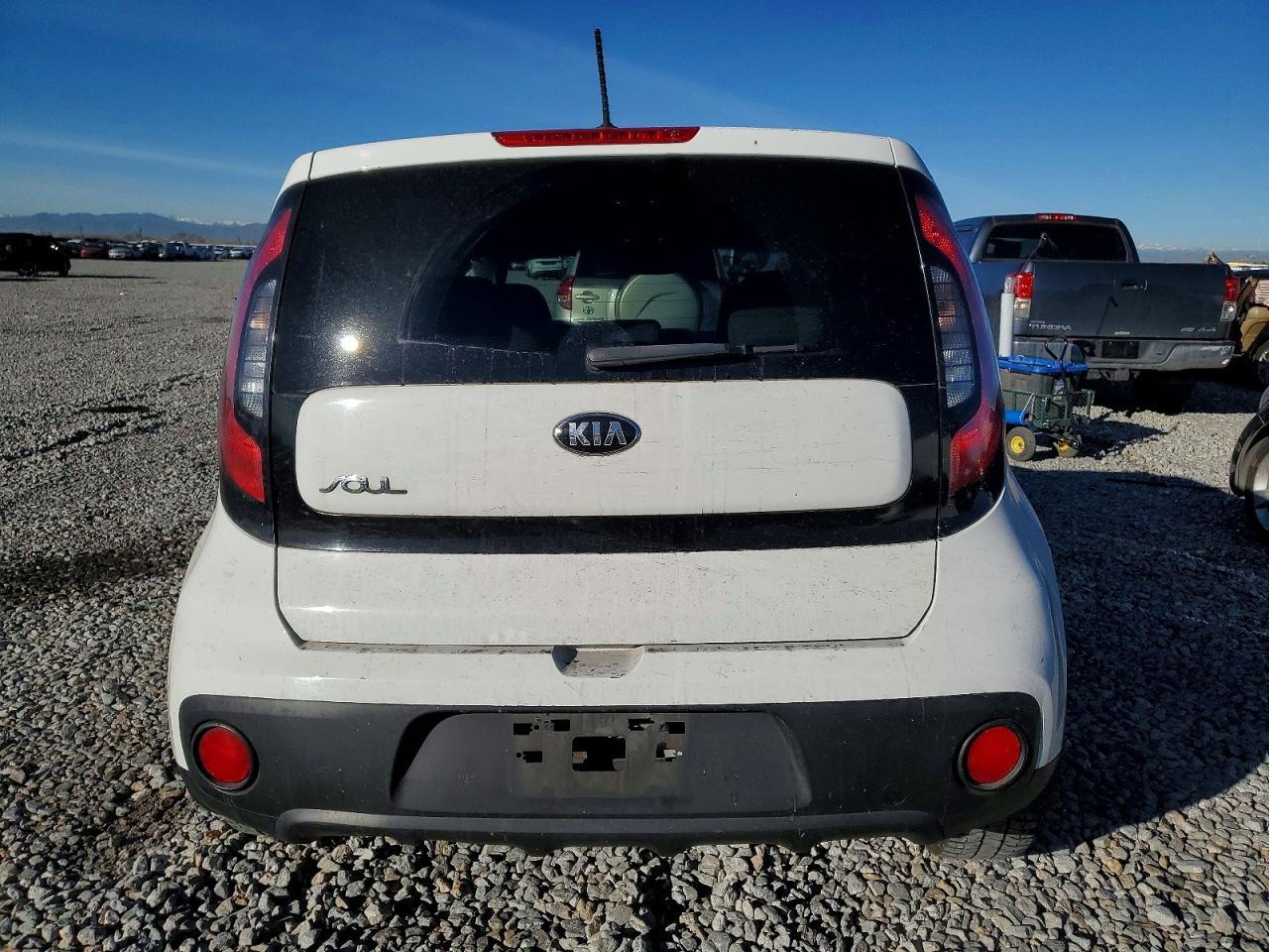 2017 KIA SOUL