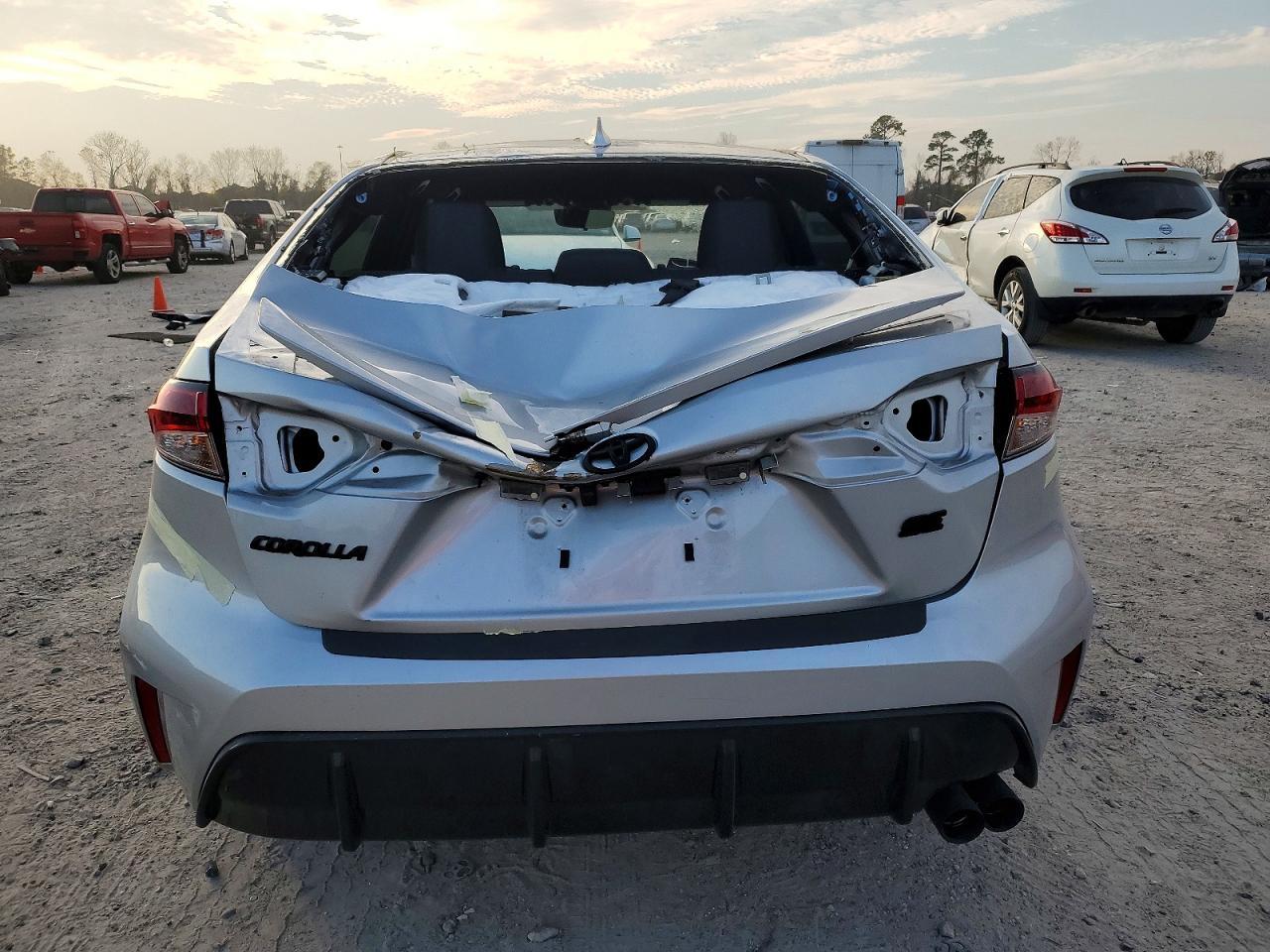 2025 TOYOTA COROLLA