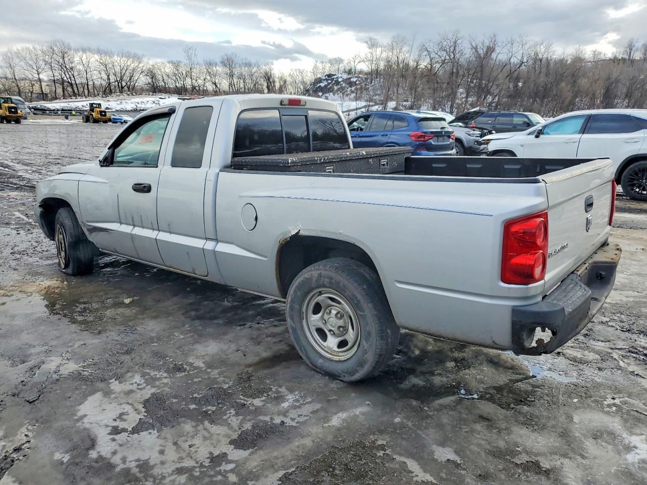 2005 DODGE Dakota