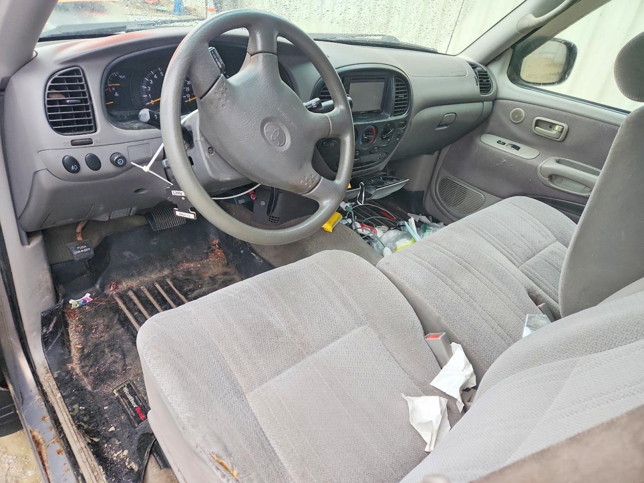 2002 TOYOTA TUNDRA