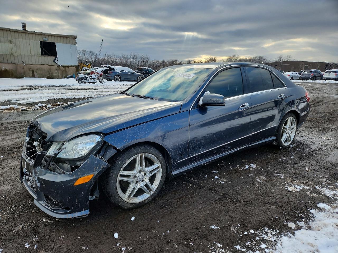 2013 MERCEDES-BENZ E-Class