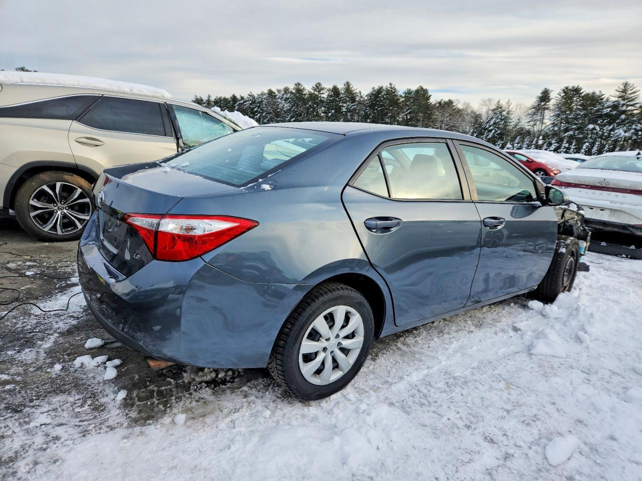 2015 TOYOTA COROLLA