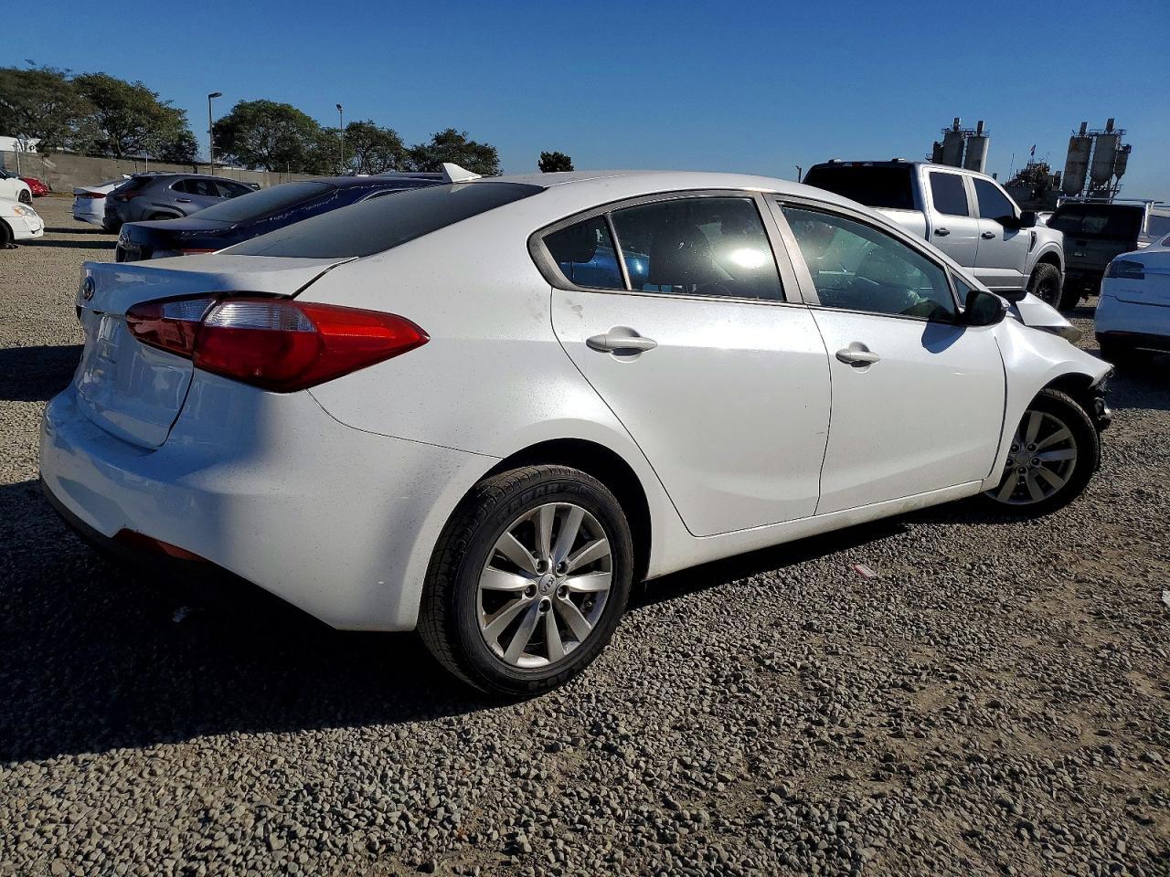 2016 KIA FORTE