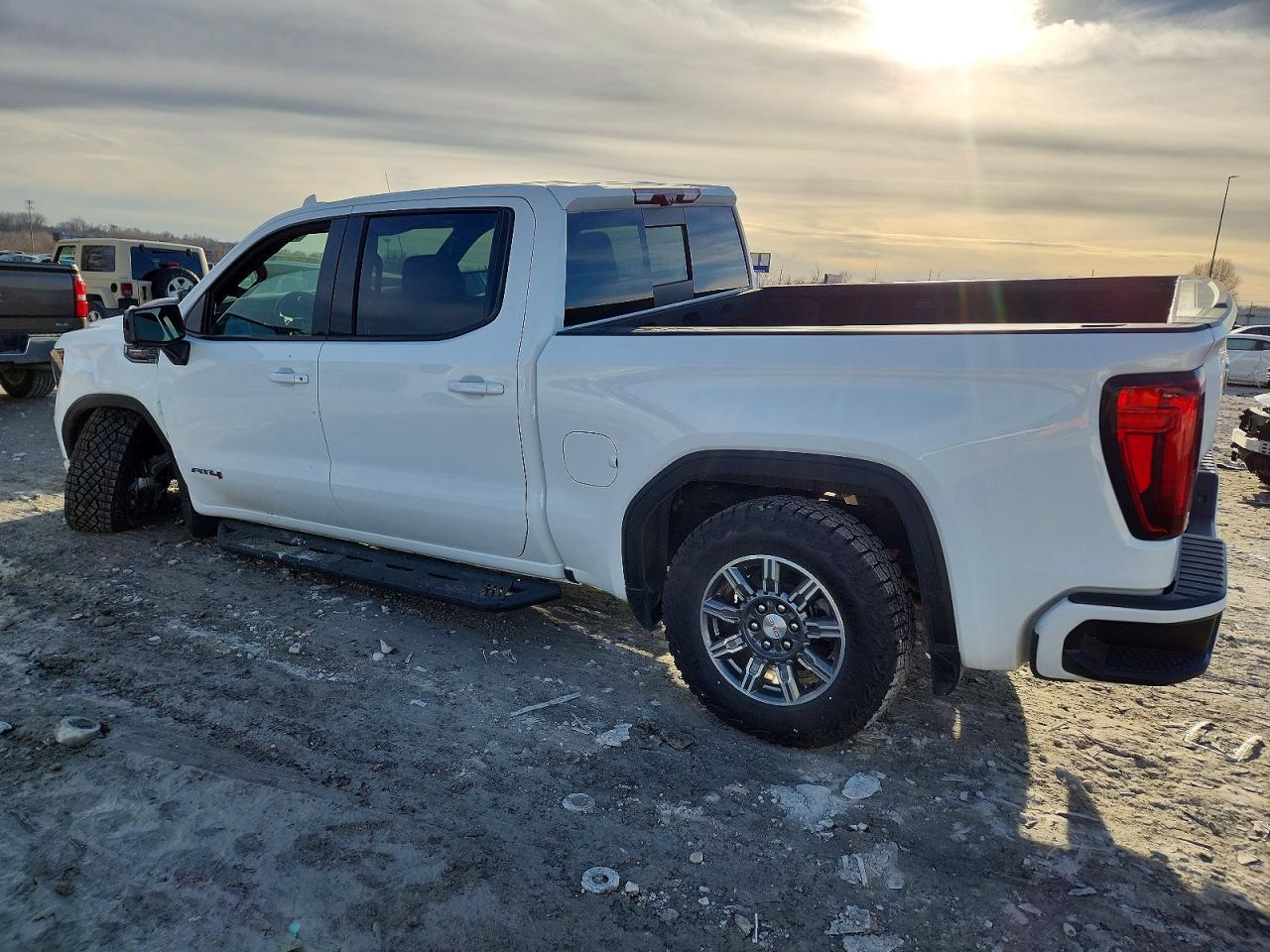 2024 GMC Sierra