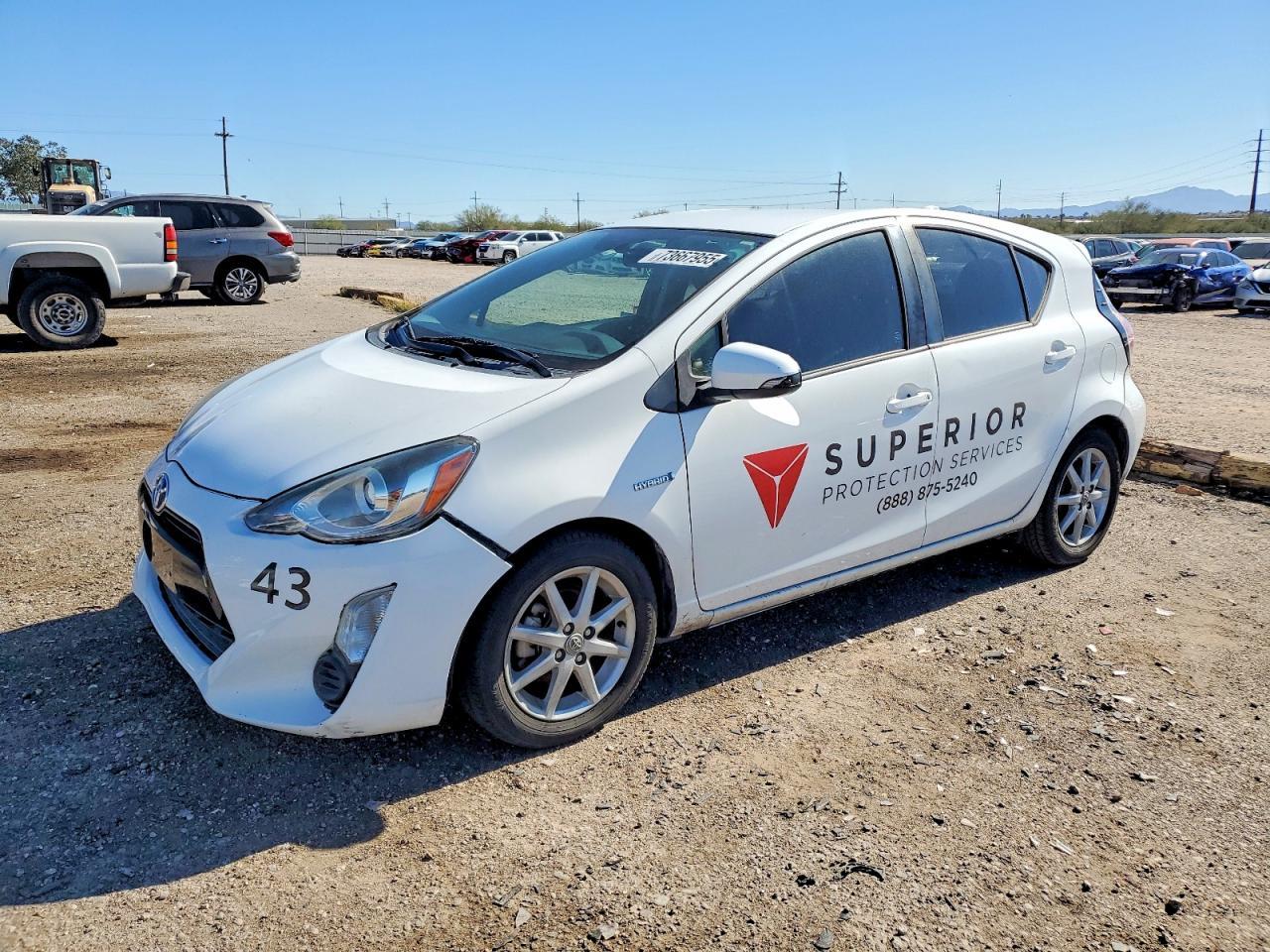 2015 TOYOTA Prius c