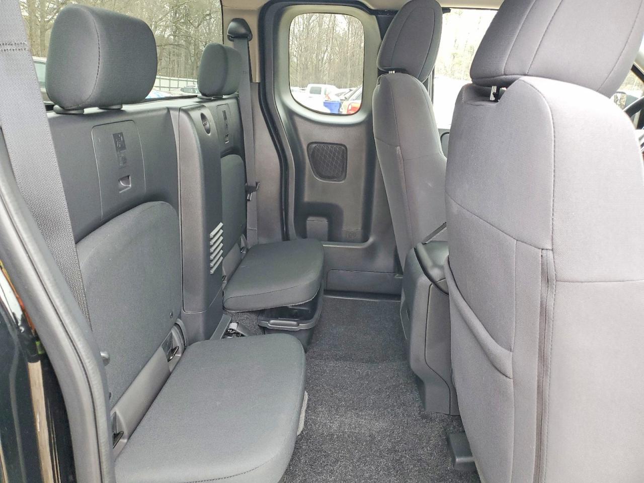 2022 NISSAN Frontier