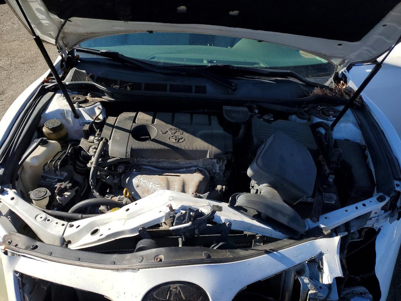 2011 TOYOTA CAMRY