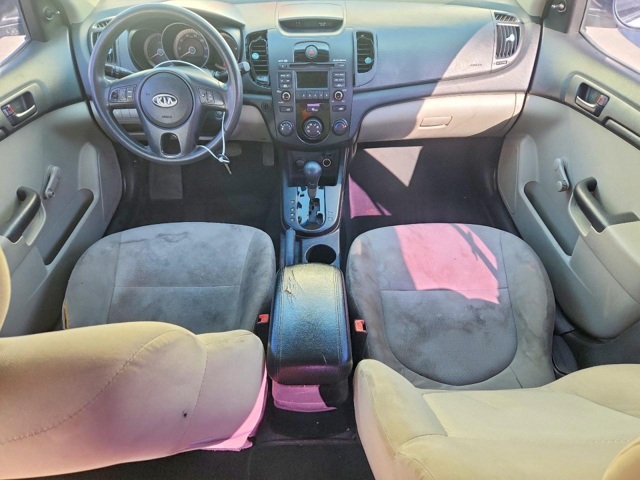 2010 KIA FORTE