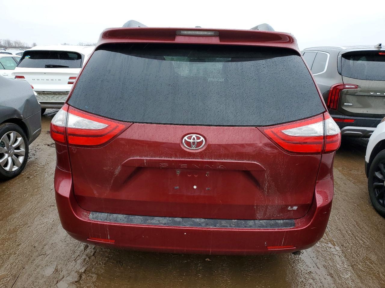 2015 TOYOTA SIENNA